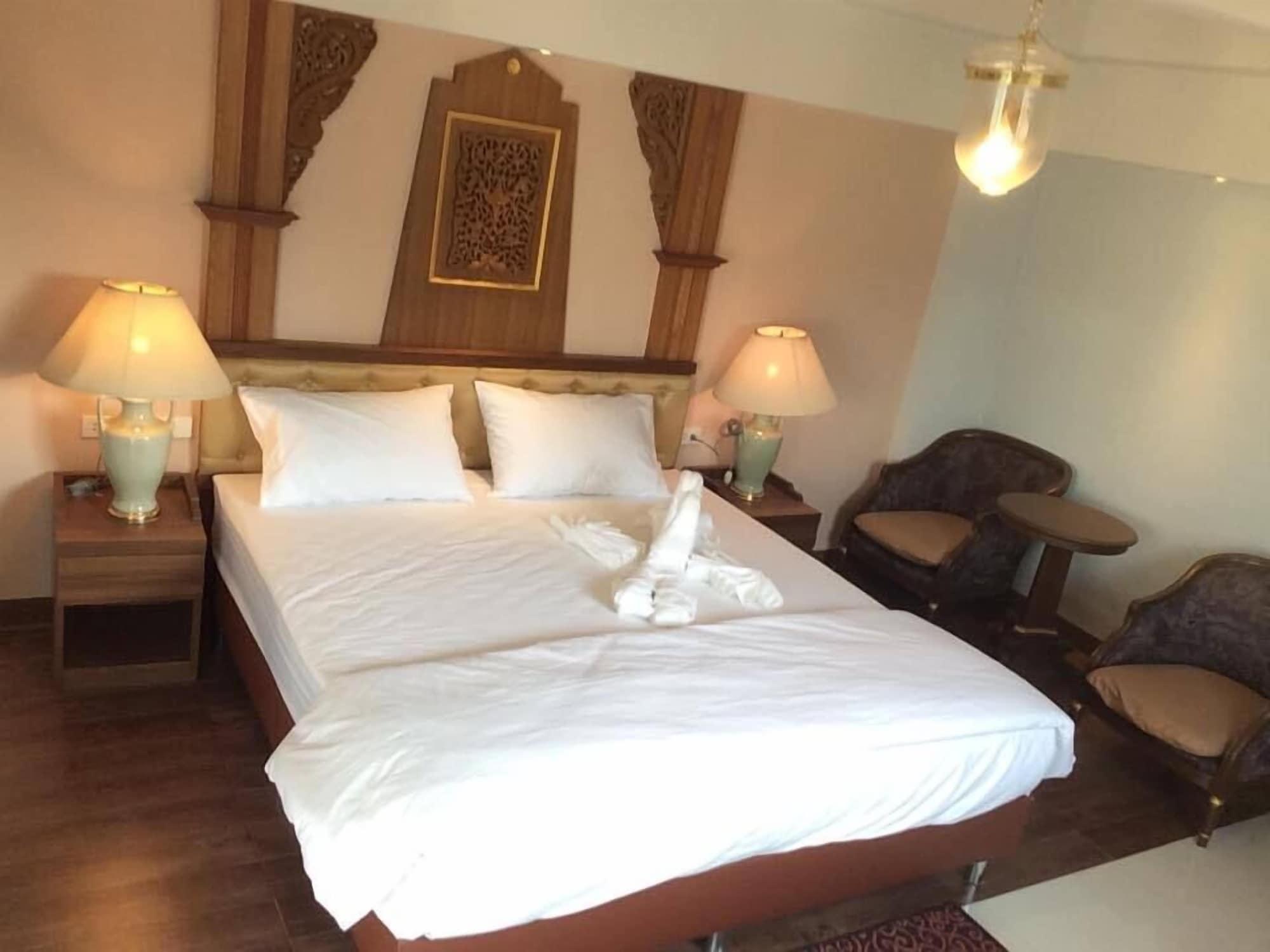 Kim Hotel At Morleng Bangkok Kültér fotó